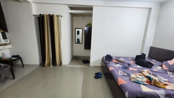 Living Room in 1 RK Apartment at Sector 49 – for Rent