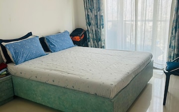 2 BHK Apartment For Rent in Supreme 19, Lokhandwala