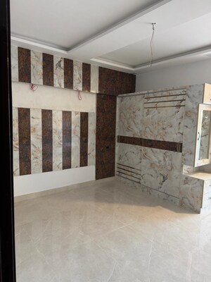 Room in 4 BHK Villa at Aamwala – for Sale