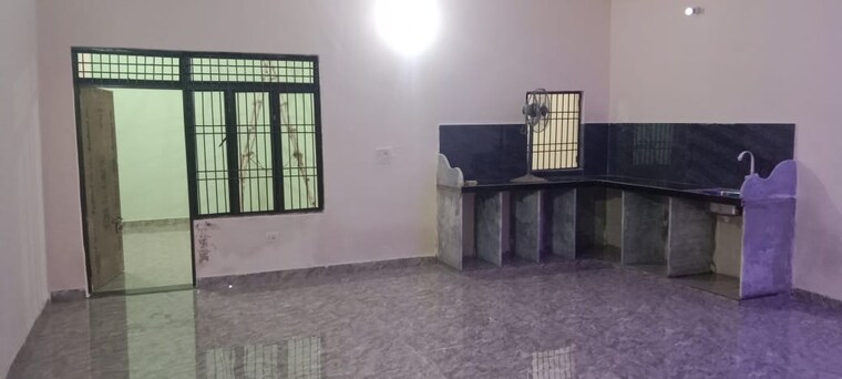 Room, agra bye pass road 3 Bedroom 138 Sq.Yd. Independent House In Agra Bye Pass Road Agra 8633281