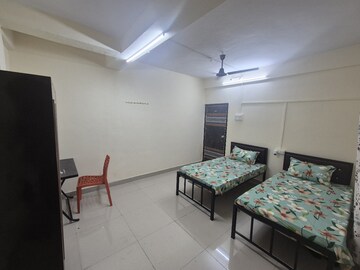  Pg For Rent in Malad West