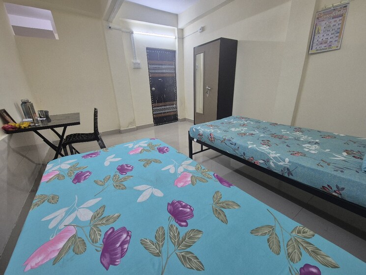 Room, malad west Pg For Boys & Girls In Malad West 8633288