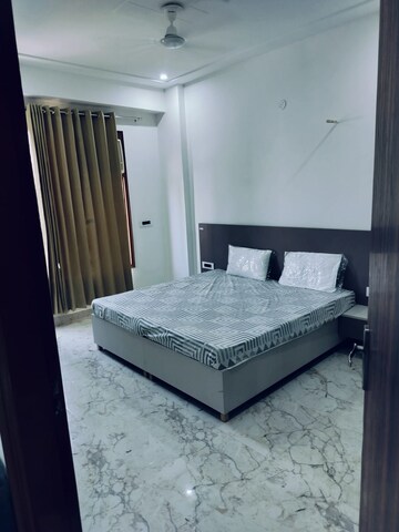 Master Bedroom in 3 BHK Builder Floor at Sector 56 – for Rent