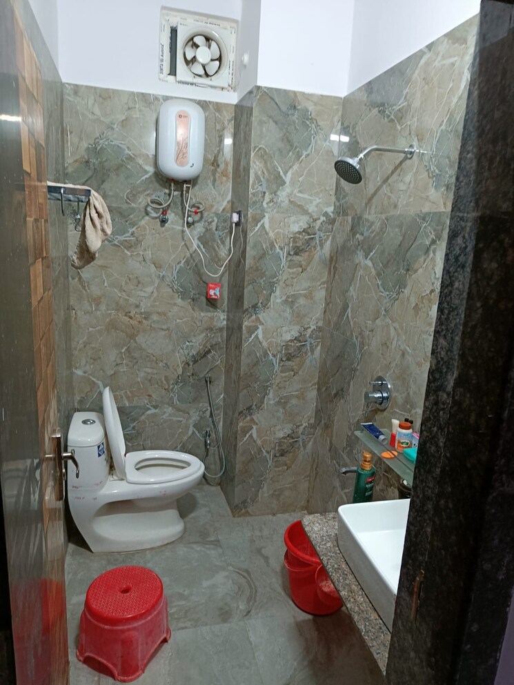 Bathroom, highland-villa 3 Bedroom 1500 Sq.Ft. Villa In Jankipuram Lucknow 8633305