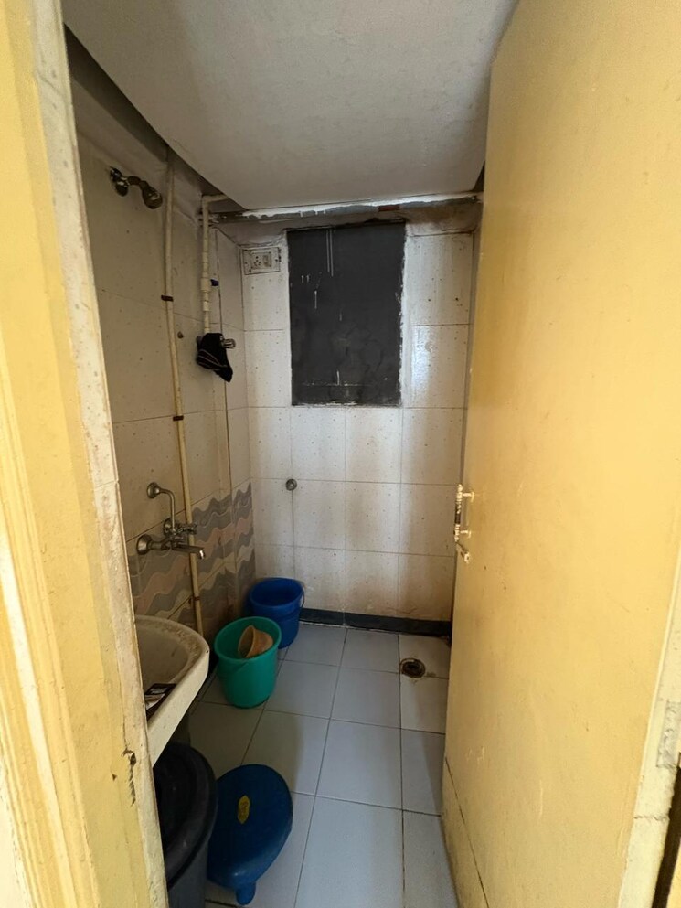 Bathroom, neelsidhi-balaji-angan 1 Bedroom 650 Sq.Ft. Apartment In Kharghar Navi Mumbai 8633328