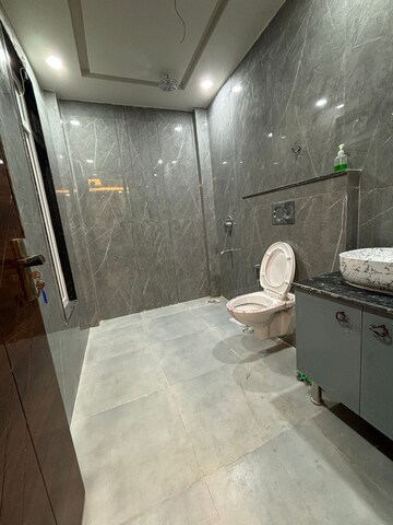 Bathroom in 2 BHK Builder Floor at Sector 55 – for Rent