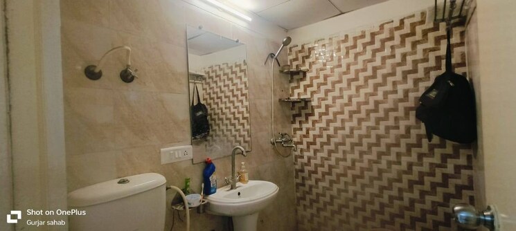 Bathroom, gaur-city-2-14th-avenue 2 Bedroom 955 Sq.Ft. Apartment In Sector 16c Greater Noida Greater Noida 8633351