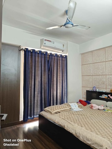 Bedroom in 2 BHK Apartment at Exotica Dreamville, Sector 16c Greater Noida – for Rent