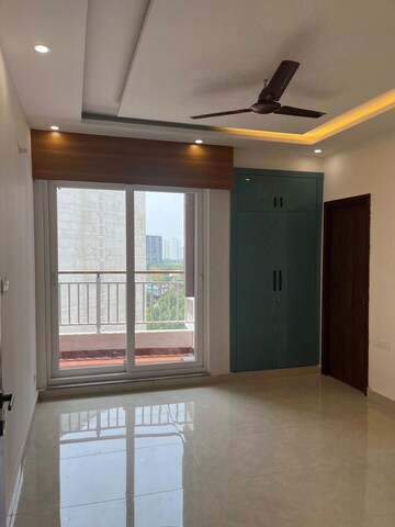 3.5 BHK Apartment For Rent in Omaxe Waterscapes, Gomti Nagar