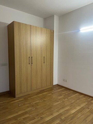 Room in 2 BHK Apartment at Pivotal Riddhi Siddhi, Sector 77 – for Rent