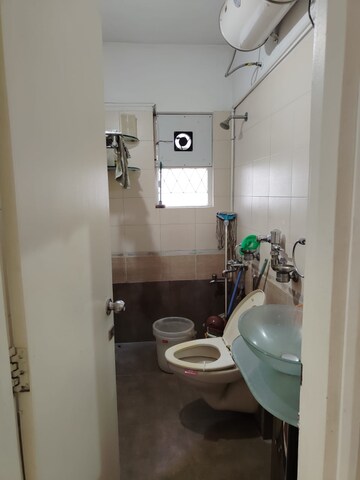 Bathroom in 3 BHK Apartment at Fergusson College Road – for Rent