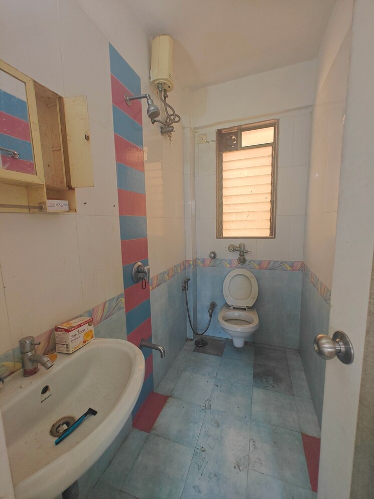 Bathroom, cbd belapur sector 15 2 Bedroom 1100 Sq.Ft. Apartment In Cbd Belapur Sector 15 Navi Mumbai 8633514