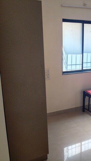 Room in  Pg at Gokuldham Colony – for Rent