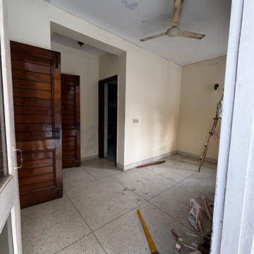 1 BHK Builder Floor For Rent in Saket