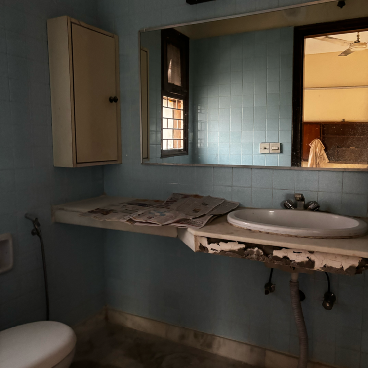 Attached Bathroom, saket 1 Bedroom 700 Sq.Ft. Builder Floor In Saket Delhi 8633495