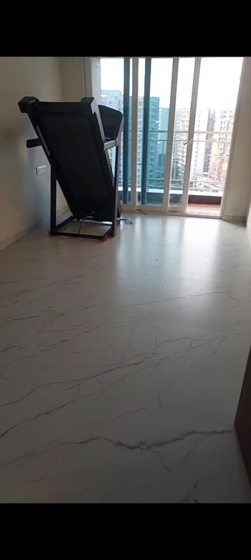 Room in 1 BHK Apartment at Deraiya Iconico, Kurla East – for Rent