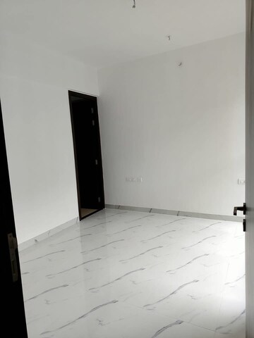 Room in 2 BHK Apartment at Raymond Ten X Era, Pokhran Road No One – for Rent