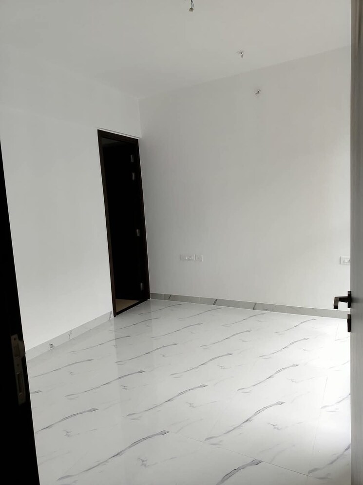 Room, raymond-ten-x-era 2 Bedroom 720 Sq.Ft. Apartment In Pokhran Road No One Thane 8633504