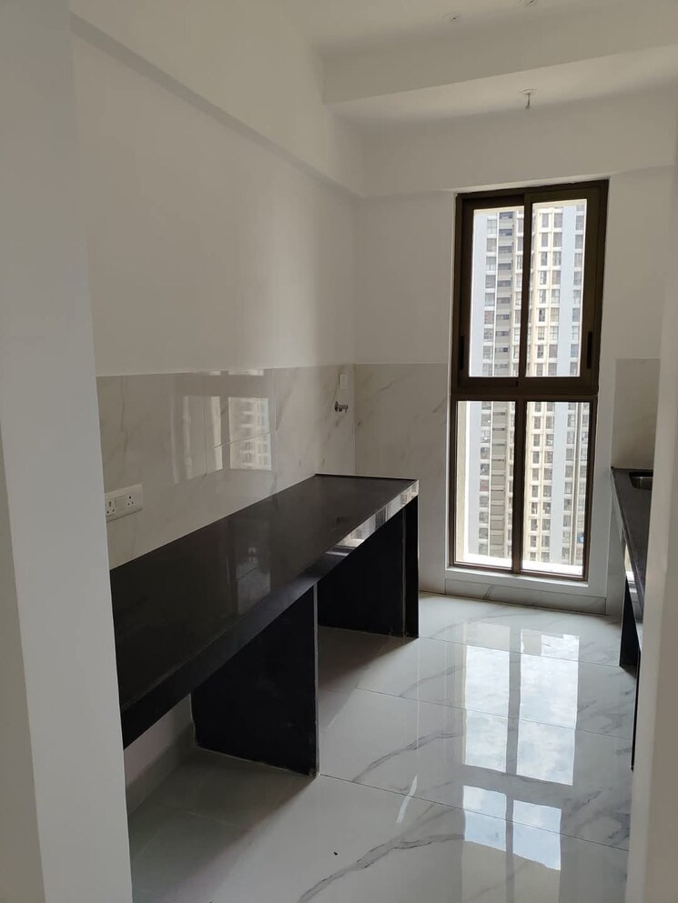 Kitchen, raymond-ten-x-era 2 Bedroom 720 Sq.Ft. Apartment In Pokhran Road No One Thane 8633504