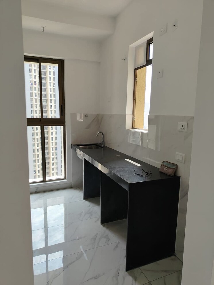 Kitchen, raymond-ten-x-era 2 Bedroom 720 Sq.Ft. Apartment In Pokhran Road No One Thane 8633504