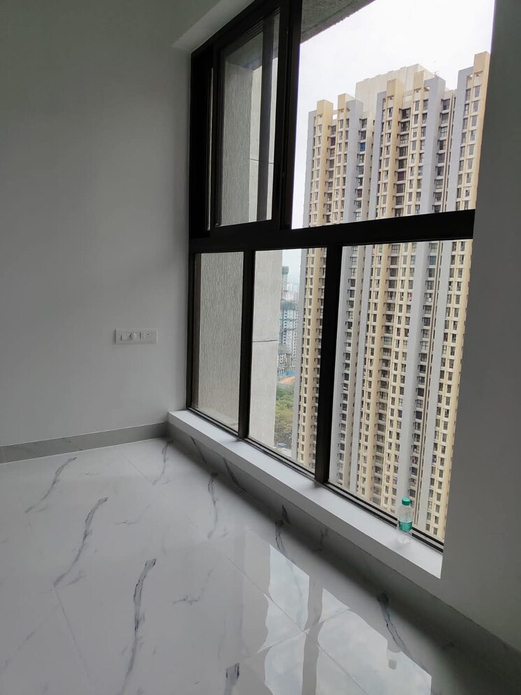 Room, raymond-ten-x-era 2 Bedroom 720 Sq.Ft. Apartment In Pokhran Road No One Thane 8633504