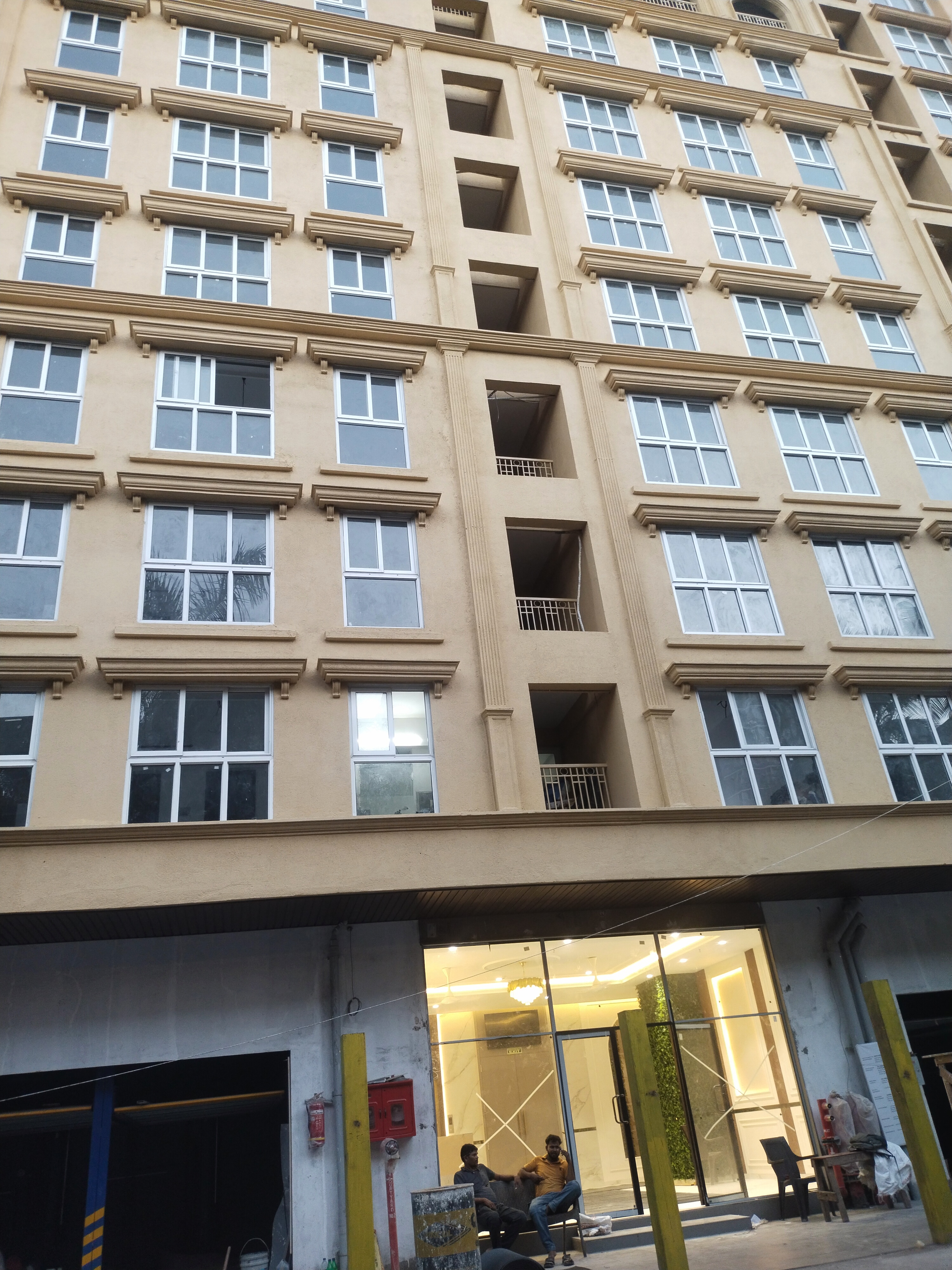 1.5 BHK + Study Room Apartment For Rent in Deraiya Iconico