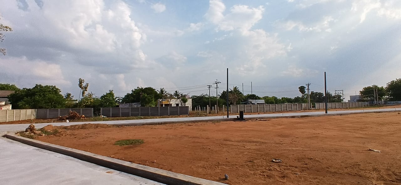 Plot For Sale in Vsj Star Avenue 