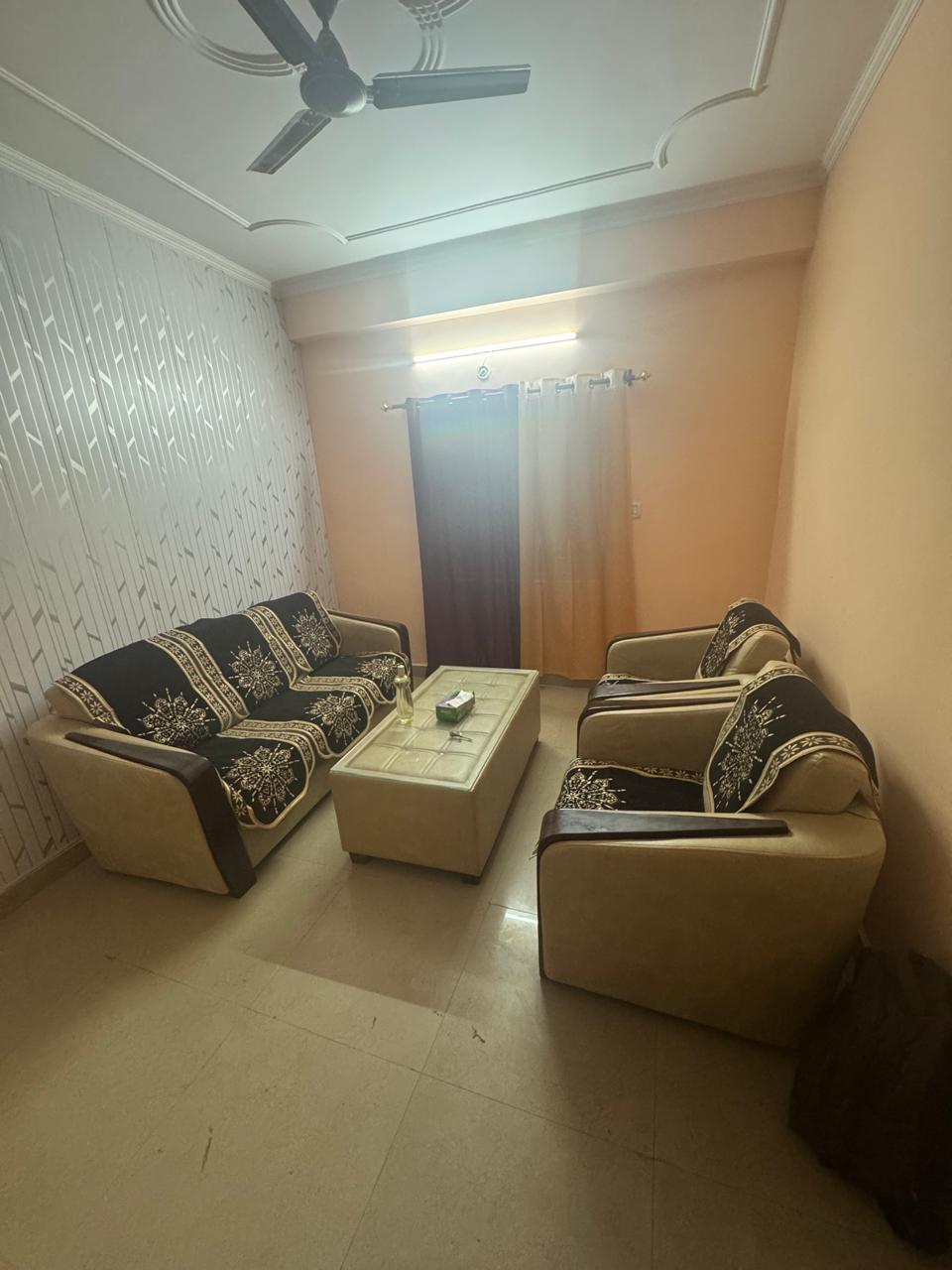 2 BHK + Pooja Room Apartment For Sale in Hazratganj 
