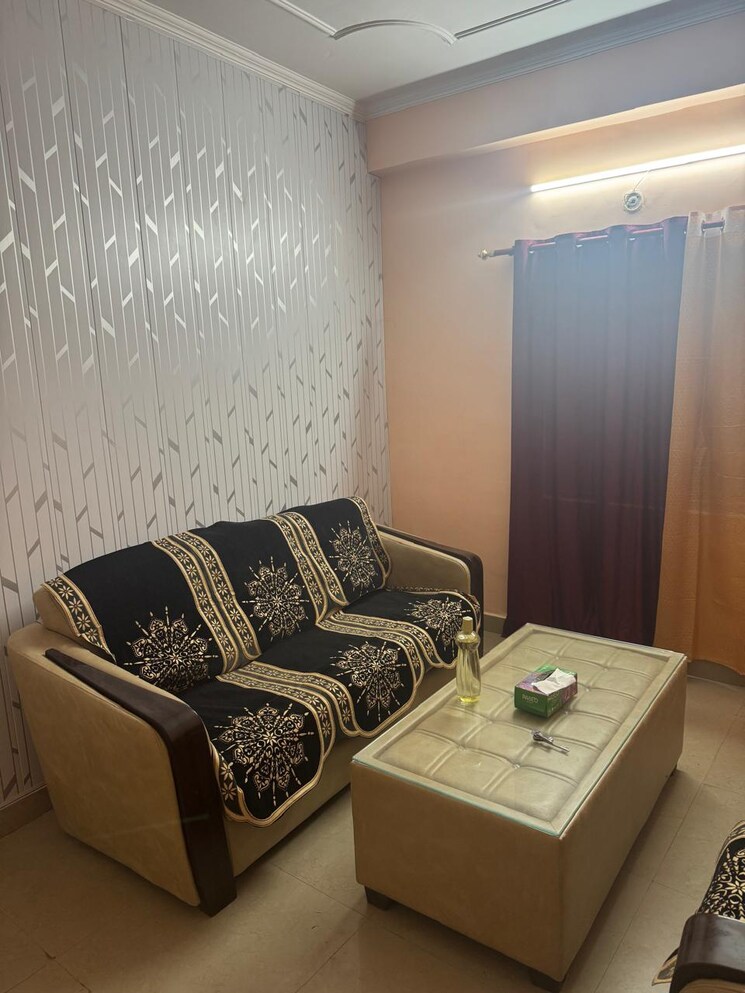Living Room, hazratganj 2 Bedroom 900 Sq.Ft. Apartment In Hazratganj Lucknow 8633522