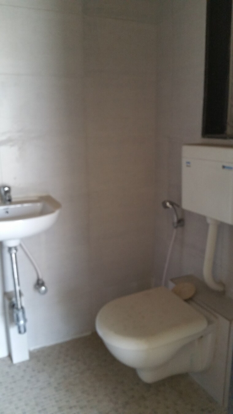 Bathroom, prithvi-pride 1 Bedroom 429 Sq.Ft. Apartment In Mira Road Thane 8633526