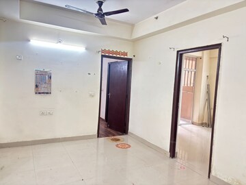 2 BHK Apartment For Sale in Logix Blossom Greens, Sector 143