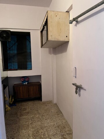 Bathroom in 1 BHK Apartment at Santacruz East – for Rent