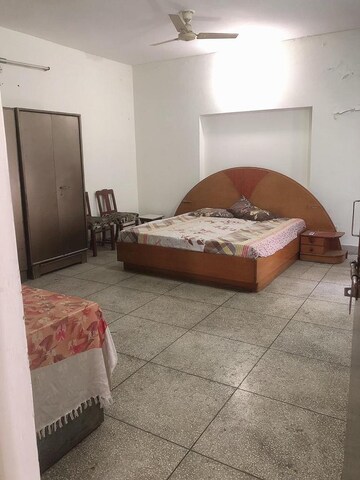 1.5 BHK Independent House For Rent in Gomti Nagar