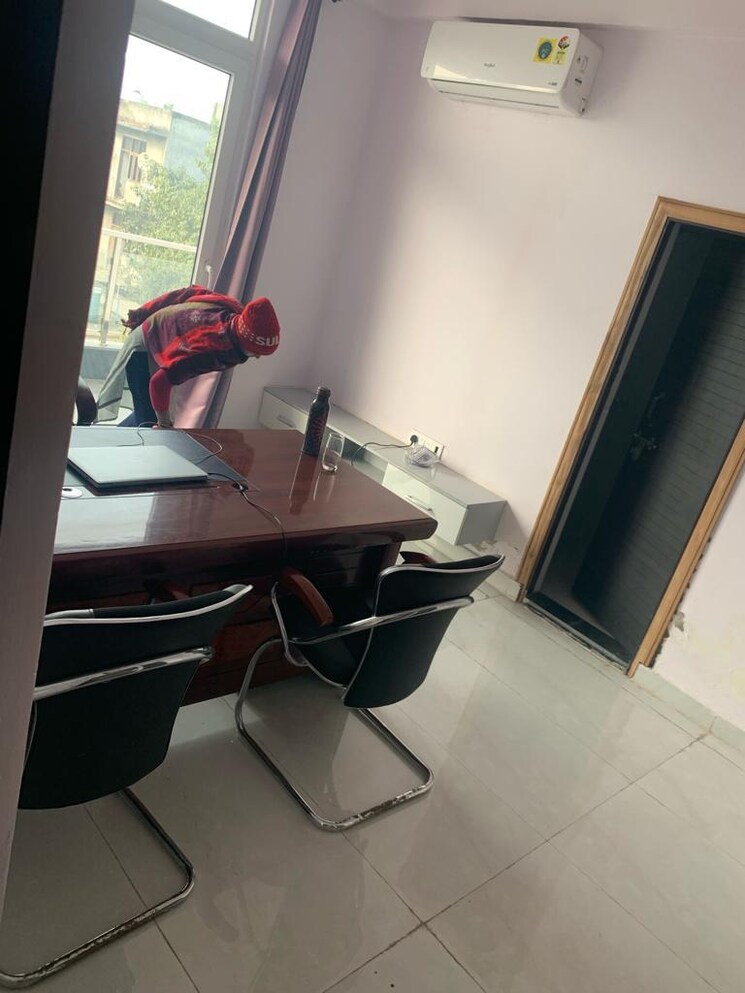 Living Room, phi iii greater noida 4 Bedroom 2500 Sq.Ft. Builder Floor In Phi Iii Greater Noida Greater Noida 8633559