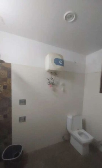 Bathroom in 1 BHK Independent House at Gomti Nagar – for Rent