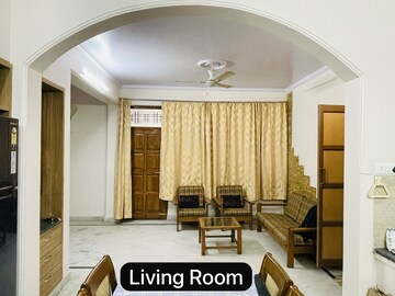 Living Room in 3 BHK Independent House at Gomti Nagar – for Rent