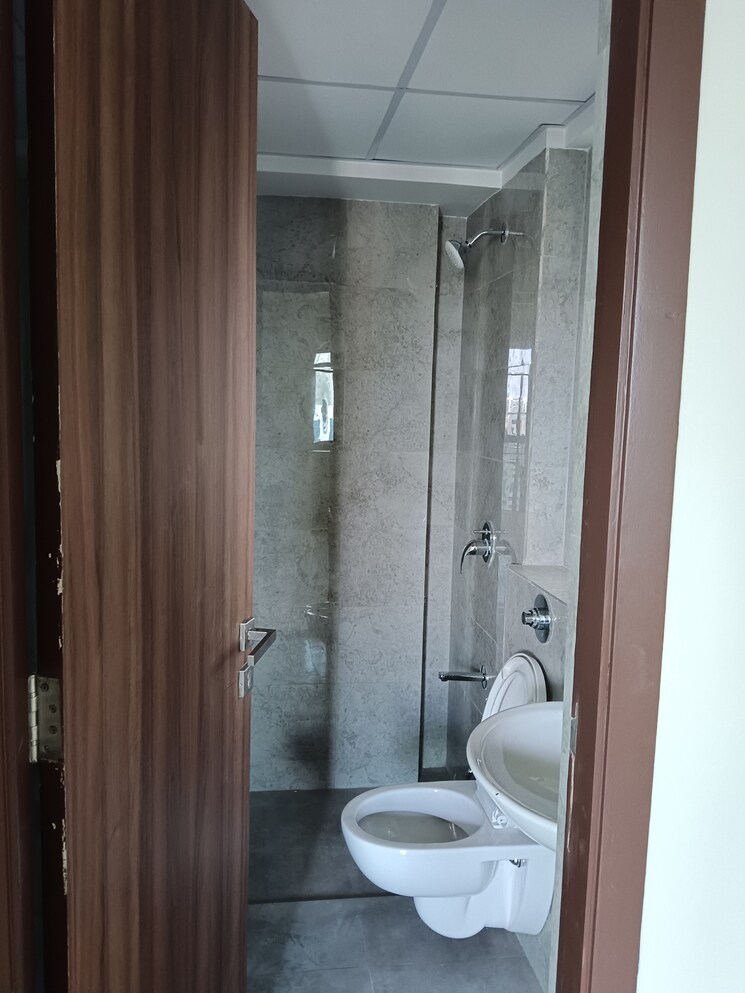 Bathroom, sheth-irene 1 Bedroom 785 Sq.Ft. Apartment In Malad West Mumbai 8633615