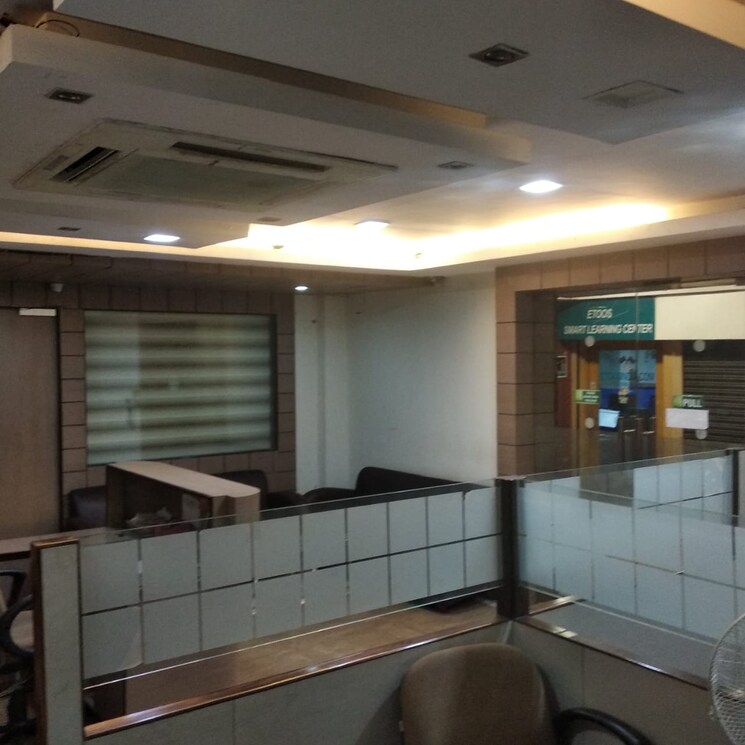 Team Area, gomti nagar Commercial Office Space 1200 Sq.Ft. In Gomti Nagar Lucknow 8633617