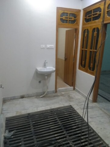   Office Space at Gomti Nagar – for Rent