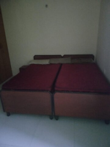 Furnished Amenities in 2 BHK Apartment at RWA Apartments Sector 26, Sector 26 – for Rent