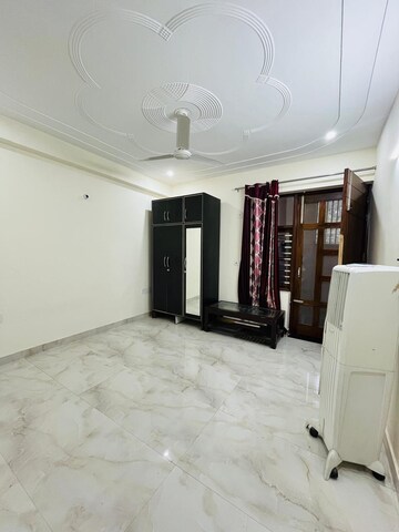 2 BHK Builder Floor For Rent in Sector 65