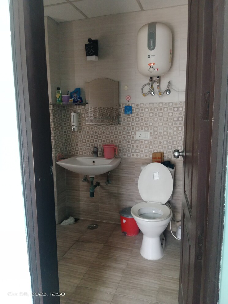 Bathroom, saya-zion 2 Bedroom 758 Sq.Ft. Apartment In Sector 4 Greater Noida Greater Noida 8633703