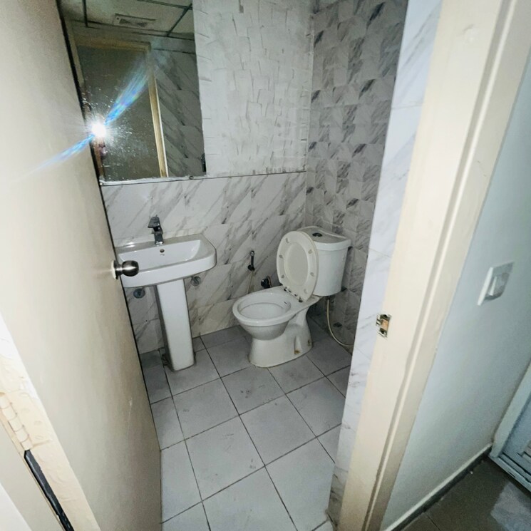 Bathroom, gaurs-cascades 2.5 Bedroom 1330 Sq.Ft. Apartment In Raj Nagar Extension Ghaziabad 8633708
