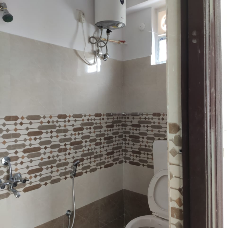 Bathroom, kondapur 3 Bedroom 1700 Sq.Ft. Builder Floor In Kondapur Hyderabad 8633712