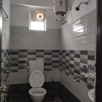 Bathroom in 3 BHK Builder Floor at Kondapur – for Rent