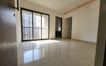 2 BHK Apartment For Rent in Runwal Eirene, Balkum Pada