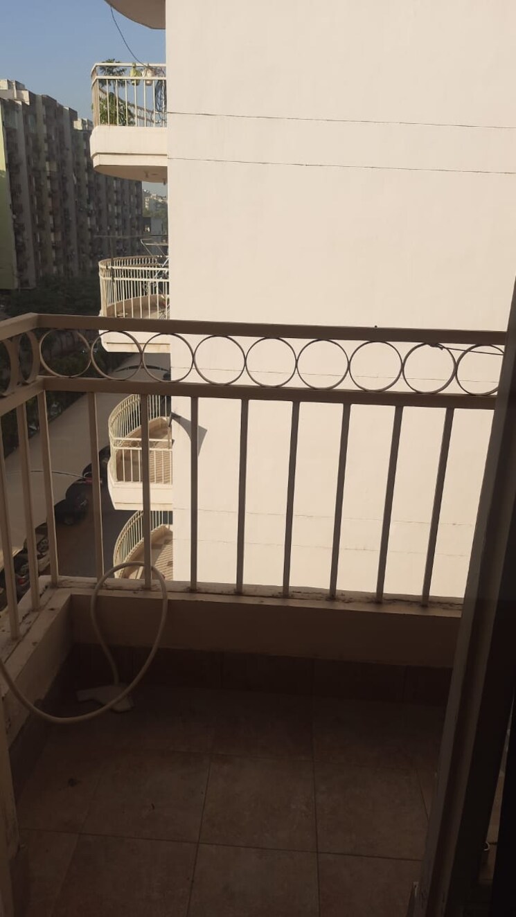 Balcony, malwa-escon-arena 3 Bedroom 1935 Sq.Ft. Apartment In Lohgarh Zirakpur 8633828