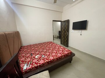Bedroom in 3 BHK Apartment at Sunshine Enclave, Vip Road – for Rent