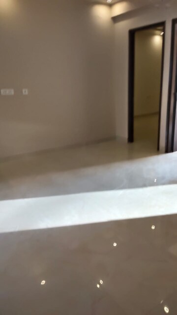 Room in 3 BHK Apartment at NK Savitry Enclave, Vip Road – for Rent