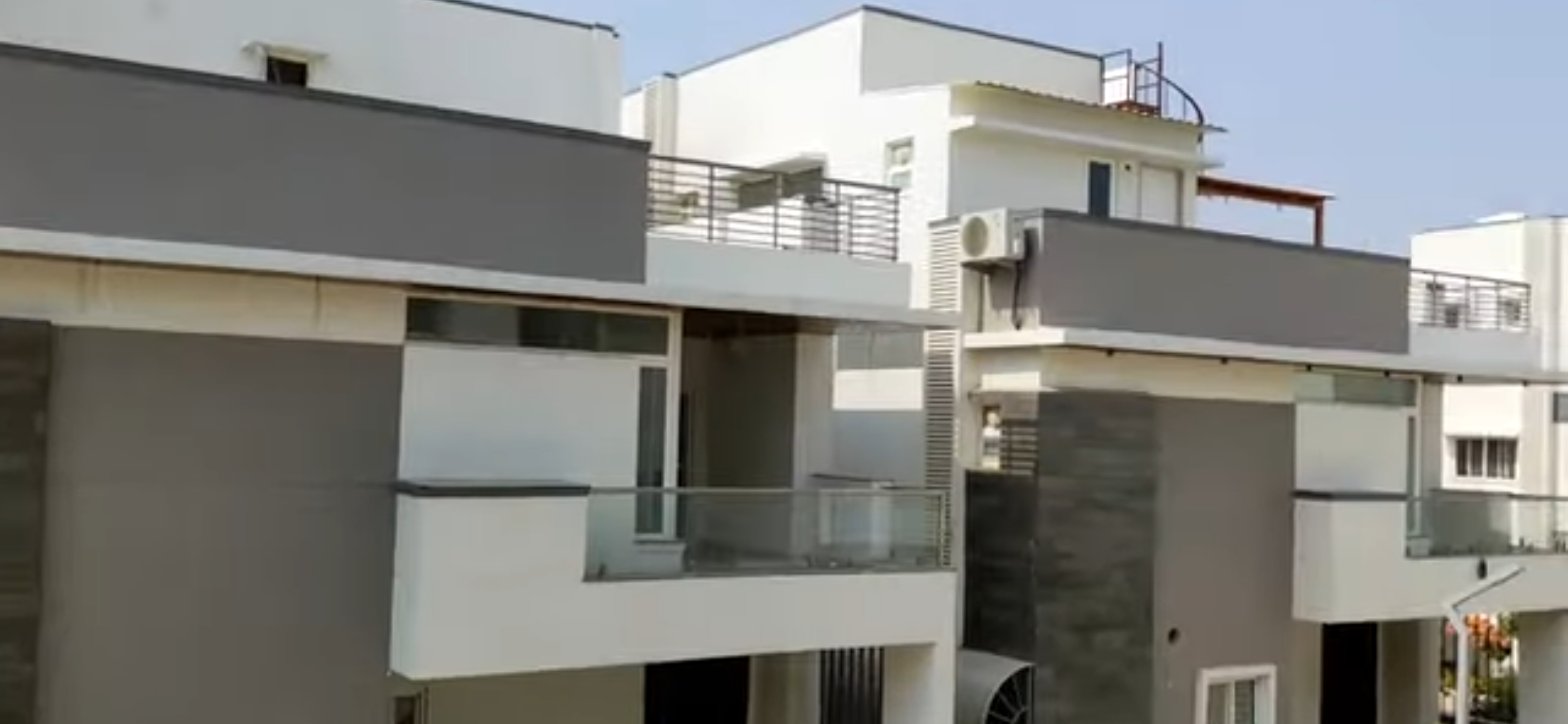 4 BHK + Servant Room 3600 Sq.Ft. Villa in Mayfair Villas Tellapur